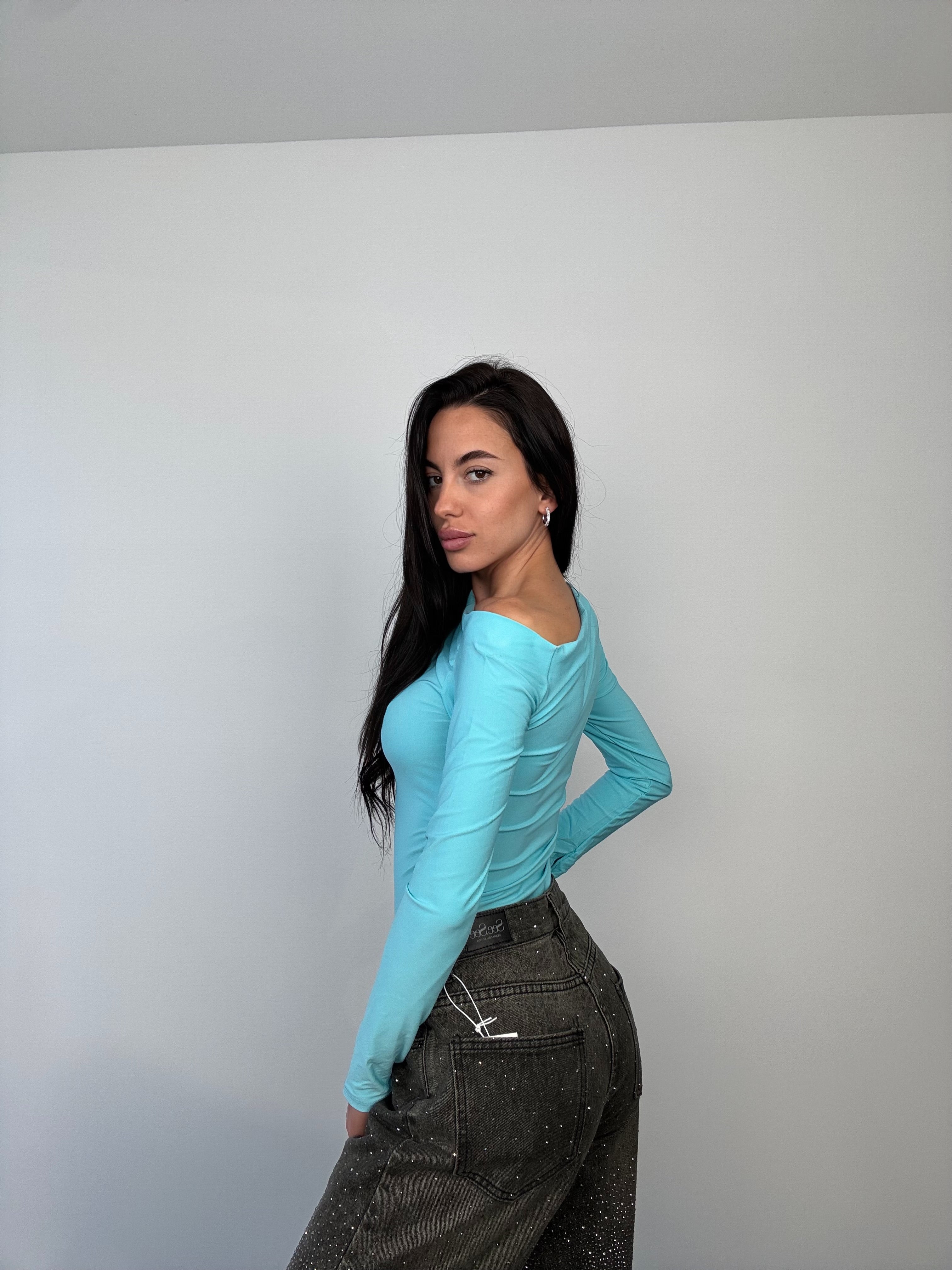 Top kim azzurro