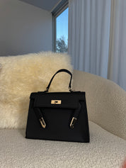 BAG HER BIG